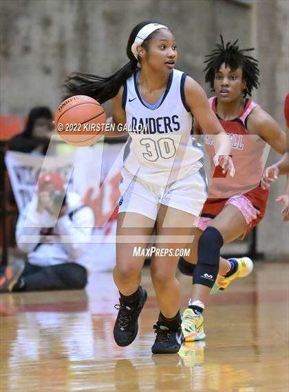 Thumbnail 2 in Braswell vs. Bell (Texas UIL 6A Regional Semifinal Playoff) photogallery.