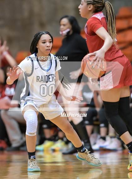 Thumbnail 1 in Braswell vs. Bell (Texas UIL 6A Regional Semifinal Playoff) photogallery.