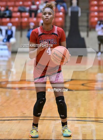 Thumbnail 3 in Braswell vs. Bell (Texas UIL 6A Regional Semifinal Playoff) photogallery.
