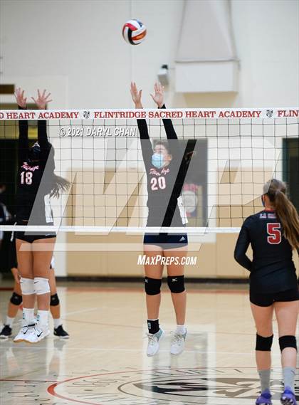 Thumbnail 2 in La Canada @ Flintridge Sacred Heart Academy photogallery.