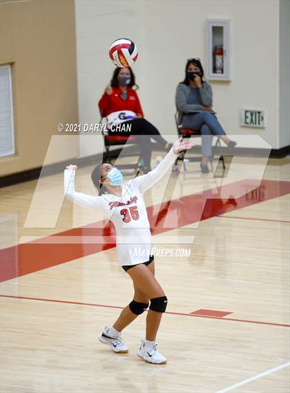 Thumbnail 3 in La Canada @ Flintridge Sacred Heart Academy photogallery.
