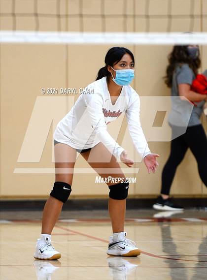 Thumbnail 2 in La Canada @ Flintridge Sacred Heart Academy photogallery.