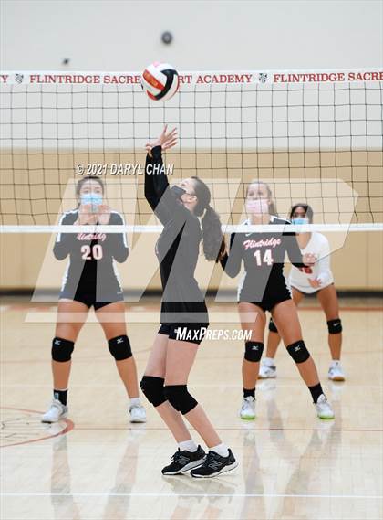 Thumbnail 2 in La Canada @ Flintridge Sacred Heart Academy photogallery.