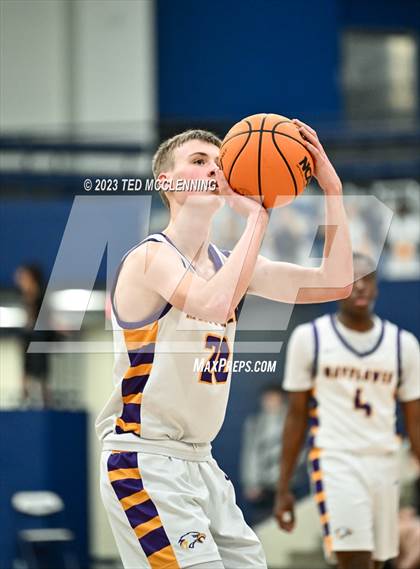 Thumbnail 2 in Mayflower vs Perryville (AAA 3A-5 district 2nd round) photogallery.