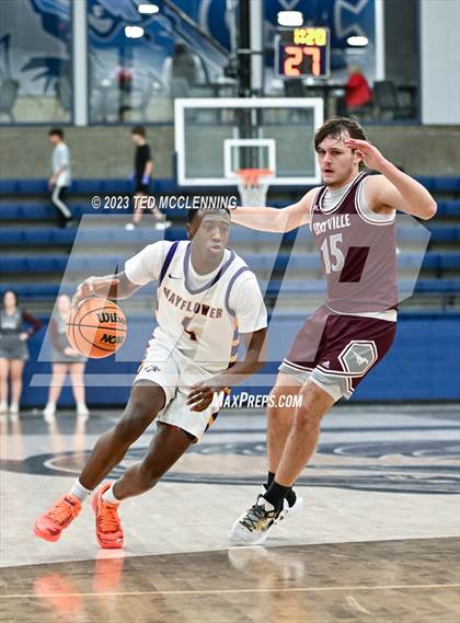 Thumbnail 3 in Mayflower vs Perryville (AAA 3A-5 district 2nd round) photogallery.