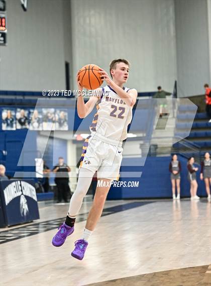 Thumbnail 2 in Mayflower vs Perryville (AAA 3A-5 district 2nd round) photogallery.