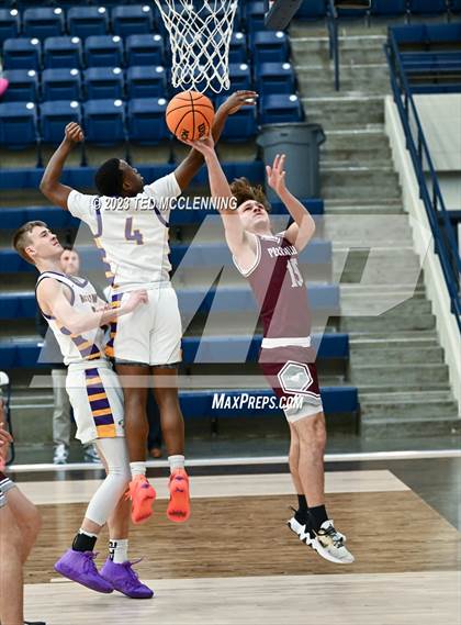 Thumbnail 2 in Mayflower vs Perryville (AAA 3A-5 district 2nd round) photogallery.