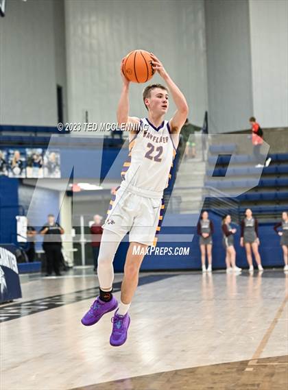 Thumbnail 1 in Mayflower vs Perryville (AAA 3A-5 district 2nd round) photogallery.