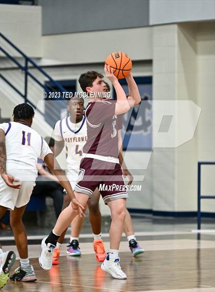 Thumbnail 3 in Mayflower vs Perryville (AAA 3A-5 district 2nd round) photogallery.