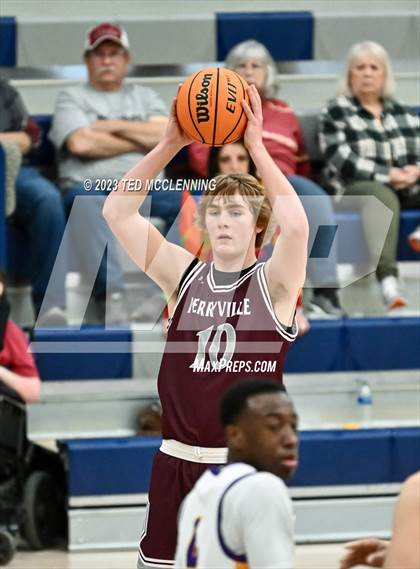Thumbnail 3 in Mayflower vs Perryville (AAA 3A-5 district 2nd round) photogallery.
