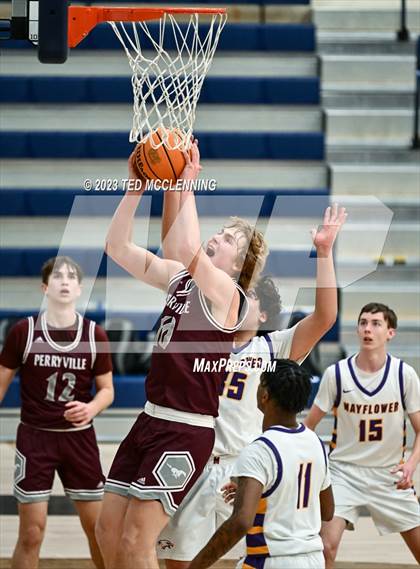 Thumbnail 2 in Mayflower vs Perryville (AAA 3A-5 district 2nd round) photogallery.