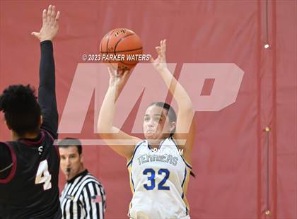 Thumbnail 2 in Sparkman vs Vandebilt Catholic (Allstate Sugar Bowl National Prep Classic) photogallery.