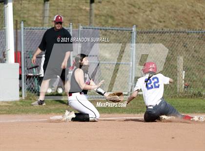 Thumbnail 2 in Maplesville vs Verbena (Chilton County Tournament) photogallery.