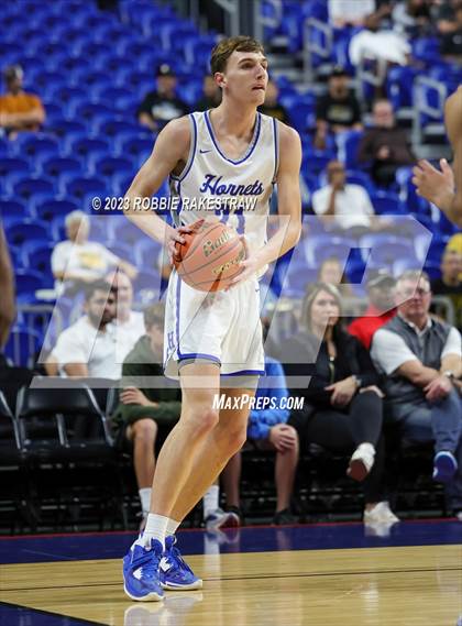 Thumbnail 3 in Hooks vs. Hitchcock (UIL 3A Basketball State Semifinal) photogallery.