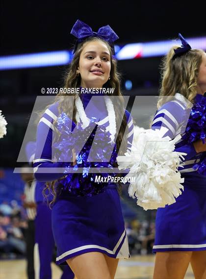 Thumbnail 2 in Hooks vs. Hitchcock (UIL 3A Basketball State Semifinal) photogallery.