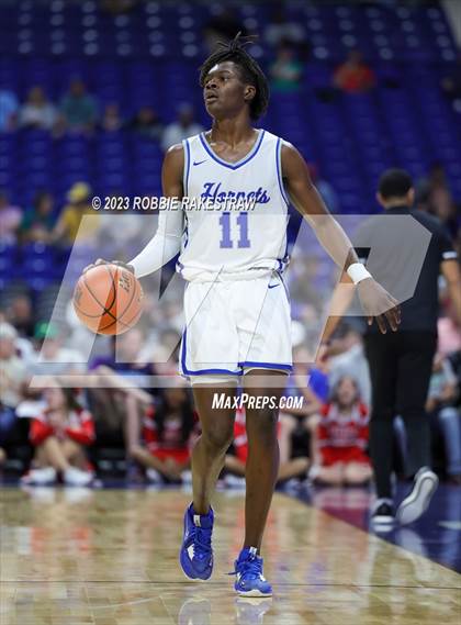 Thumbnail 1 in Hooks vs. Hitchcock (UIL 3A Basketball State Semifinal) photogallery.
