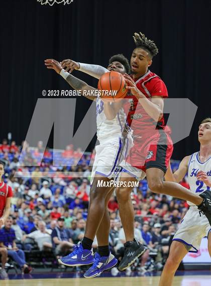 Thumbnail 2 in Hooks vs. Hitchcock (UIL 3A Basketball State Semifinal) photogallery.