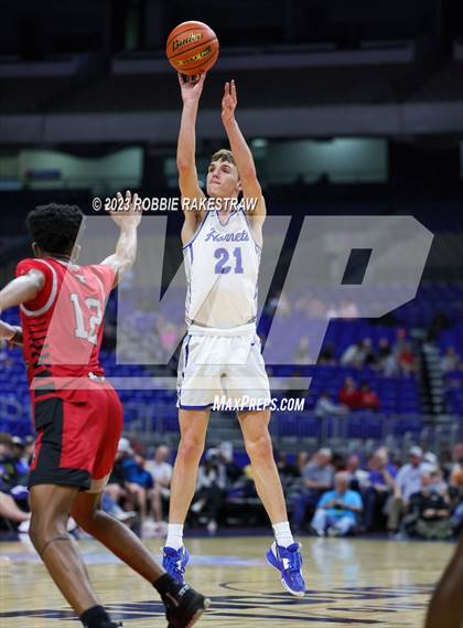 Thumbnail 1 in Hooks vs. Hitchcock (UIL 3A Basketball State Semifinal) photogallery.
