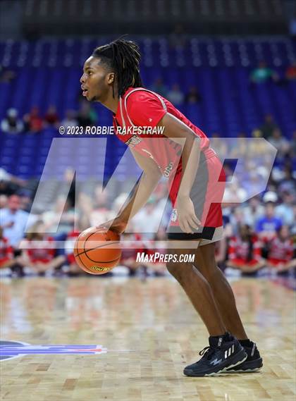 Thumbnail 2 in Hooks vs. Hitchcock (UIL 3A Basketball State Semifinal) photogallery.