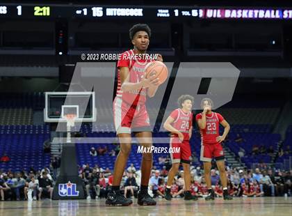 Thumbnail 2 in Hooks vs. Hitchcock (UIL 3A Basketball State Semifinal) photogallery.
