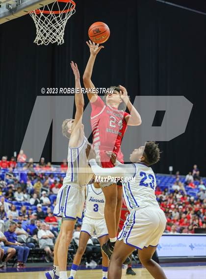 Thumbnail 2 in Hooks vs. Hitchcock (UIL 3A Basketball State Semifinal) photogallery.
