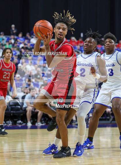 Thumbnail 3 in Hooks vs. Hitchcock (UIL 3A Basketball State Semifinal) photogallery.