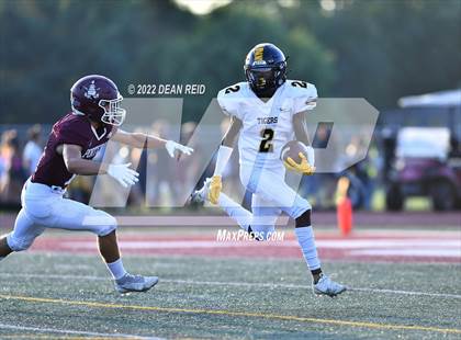 Thumbnail 2 in Joliet West @ Lockport photogallery.