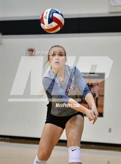 Thumbnail 3 in Round Rock @ Vandegrift photogallery.
