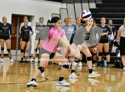 Thumbnail 2 in Round Rock @ Vandegrift photogallery.