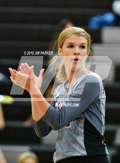 Thumbnail 2 in Round Rock @ Vandegrift photogallery.