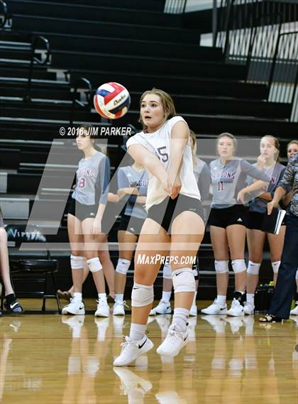 Thumbnail 3 in Round Rock @ Vandegrift photogallery.