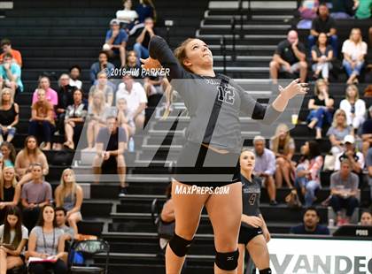 Thumbnail 3 in Round Rock @ Vandegrift photogallery.