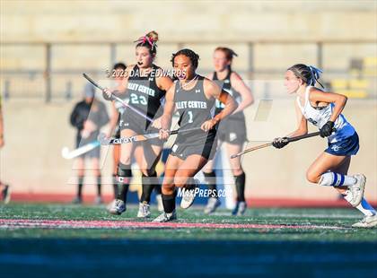 Thumbnail 3 in University City vs Valley Center (CIF SDS D1 Final) photogallery.
