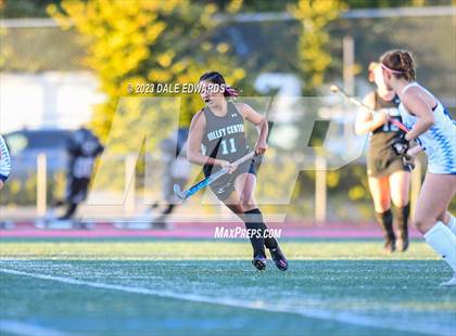 Thumbnail 3 in University City vs Valley Center (CIF SDS D1 Final) photogallery.