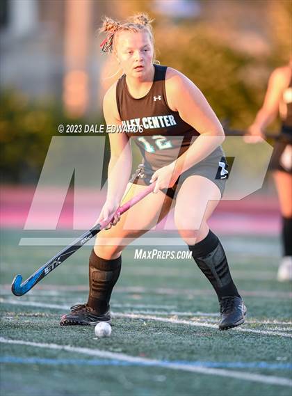 Thumbnail 3 in University City vs Valley Center (CIF SDS D1 Final) photogallery.