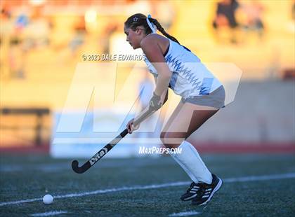 Thumbnail 3 in University City vs Valley Center (CIF SDS D1 Final) photogallery.