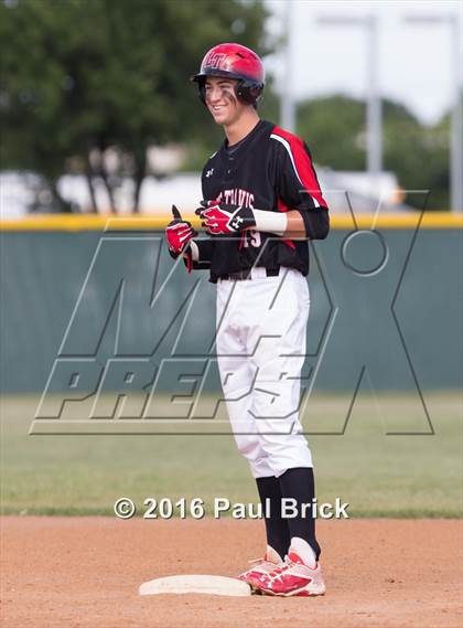 Thumbnail 3 in Lake Travis vs. Stony Point (UIL 6A Region II Bi-District) photogallery.