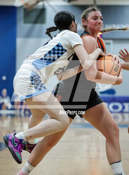 Thumbnail 1 in Douglas @ Carson photogallery.