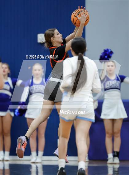 Thumbnail 1 in Douglas @ Carson photogallery.