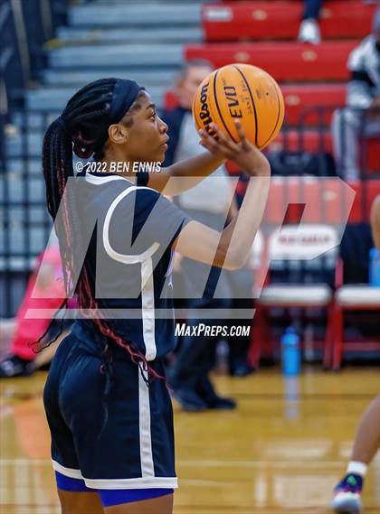 Thumbnail 3 in Tri-Cities vs North Clayton (War Eagle Classic) photogallery.