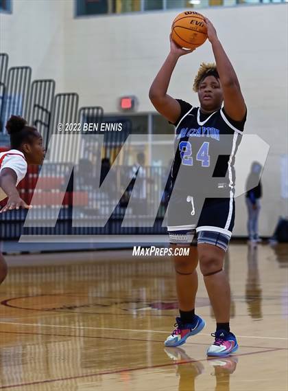 Thumbnail 1 in Tri-Cities vs North Clayton (War Eagle Classic) photogallery.