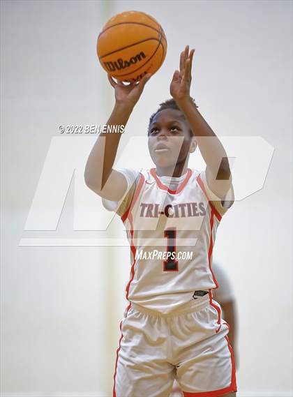 Thumbnail 3 in Tri-Cities vs North Clayton (War Eagle Classic) photogallery.