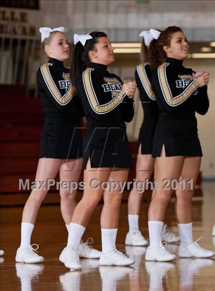 Thumbnail 3 in Columbus North @ Shelbyville photogallery.