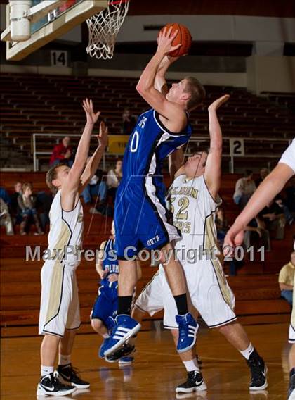 Thumbnail 3 in Columbus North @ Shelbyville photogallery.