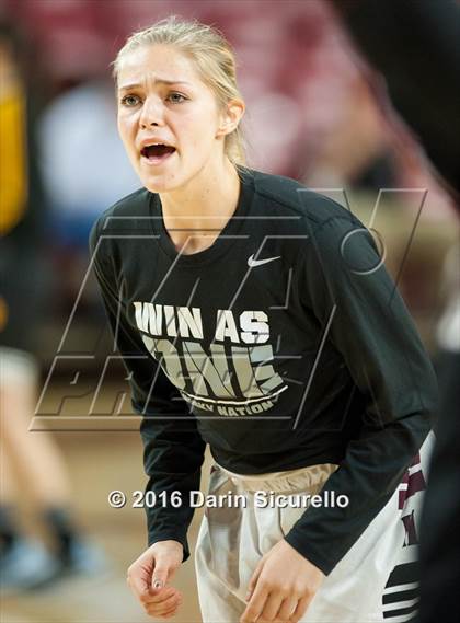 Thumbnail 1 in Gilbert vs. Hamilton (AIA D1 Quarterfinal)  photogallery.