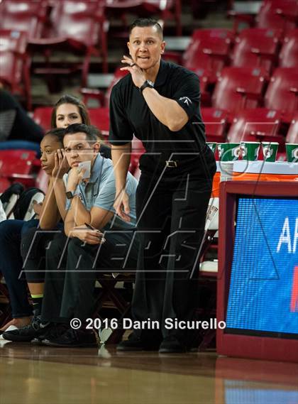 Thumbnail 3 in Gilbert vs. Hamilton (AIA D1 Quarterfinal)  photogallery.