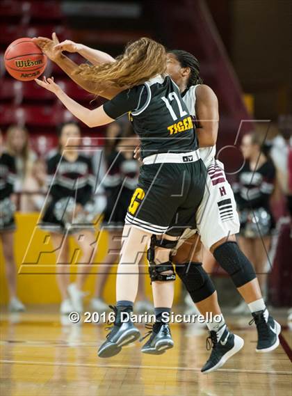 Thumbnail 2 in Gilbert vs. Hamilton (AIA D1 Quarterfinal)  photogallery.