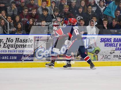 Thumbnail 2 in Holy Ghost Prep @ Father Judge (Thanksgiving Classic) photogallery.