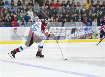 Thumbnail 2 in Holy Ghost Prep @ Father Judge (Thanksgiving Classic) photogallery.
