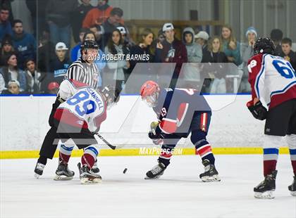 Thumbnail 2 in Holy Ghost Prep @ Father Judge (Thanksgiving Classic) photogallery.